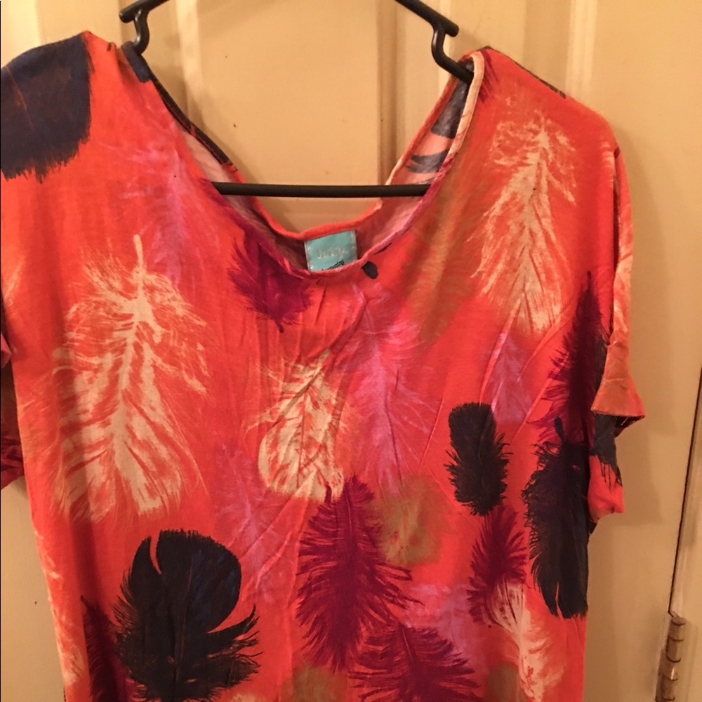 H.I.P.  Trendy Coral Pullover Top, Size L